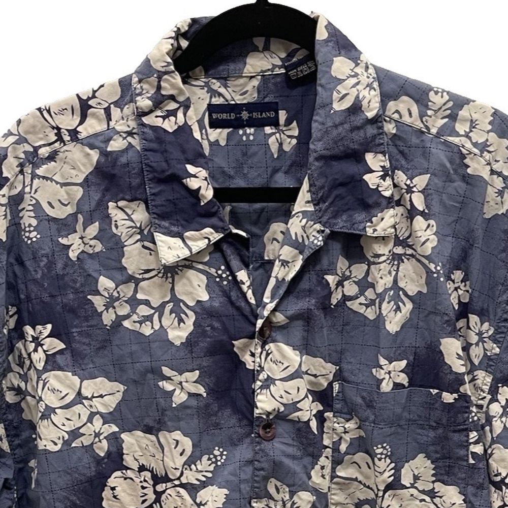 World Island Mens XL Blue Floral Hibiscus‎ Cotton Button Down Shirt Tropical